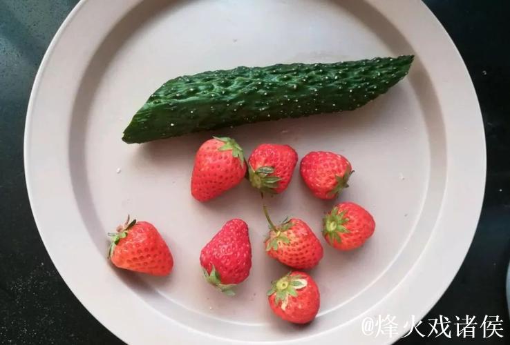 草莓香蕉菠萝秋葵黄瓜视频